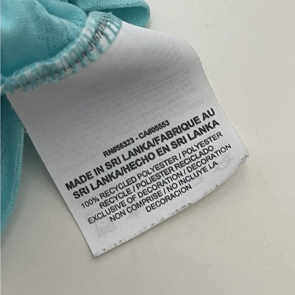 Lot of 3 small Nike shirts - Picture 6 of 6